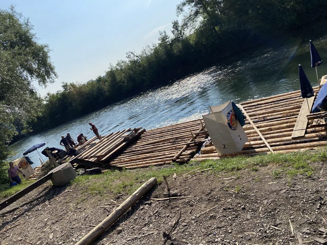 Isarfloßfahrt (Isar log-raft trip), Munich