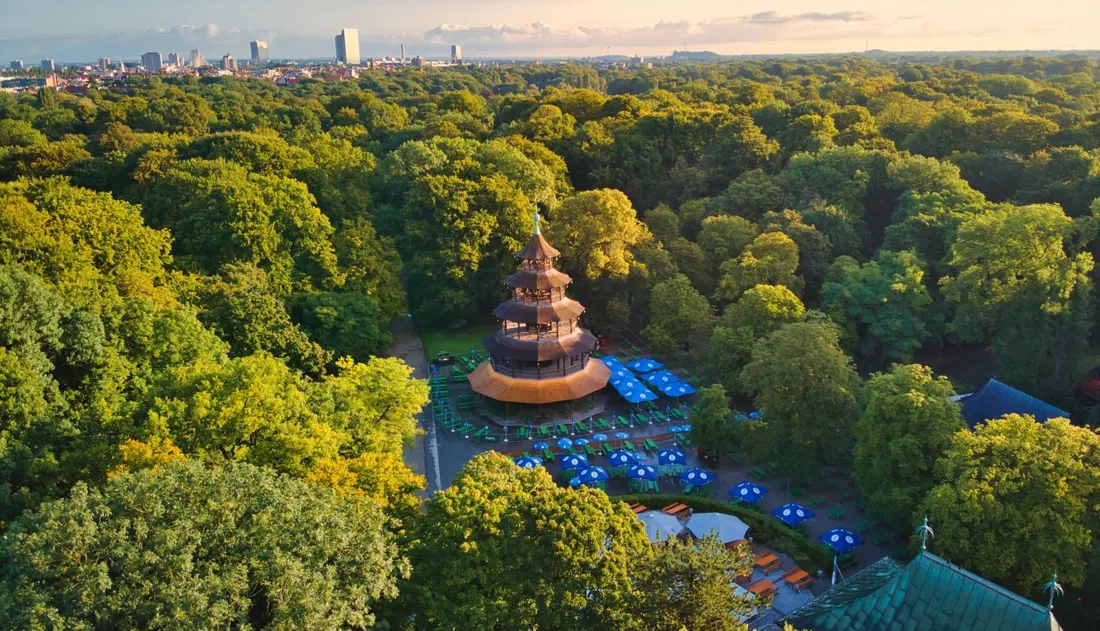 Biergarten am Chinesischen Turm, Munich